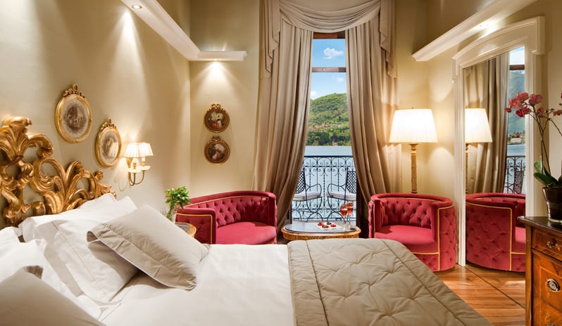 LAKE VIEW PRESTIGE ROOM